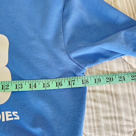 Cropped Hoodie, bright blue, Better Bodies, Size Small - Picture 11 of 15